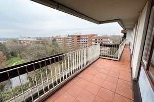Herrliche Aussichten-nicht nur vom Balkon! 6-Zimmer-Residenz, Erstbezug nach Modernisierung, 2 Bäder – Goltsteinstr. 93, 50968 Bayenthal, Köln – Vorschaubild 7