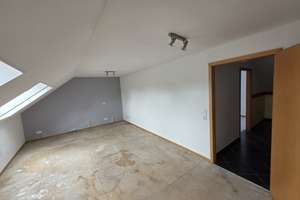 Grundsolides Einfamilienhaus, in zentraler Lage von Kreuzau zu verkaufen – Hauptstraße 83, 52372 Kreuzau – Vorschaubild 4