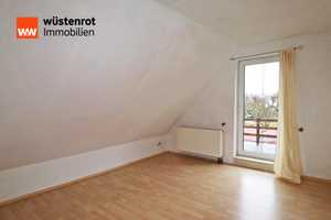 FÜR EINE ODER ZWEI FAMILIEN MIT EINBAUKÜCHEN + KAMINOFEN + DACHTERRASSE+ GARAGE + DOPPELCARPORT – Güstrow (Kreis) – Vorschaubild 13