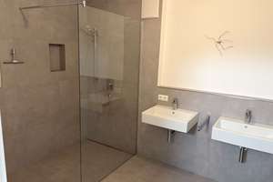 Hochwertiges Neubau-Reihenhaus in Parsdorf  (Selbstbezug möglich) – Die vollständige Adresse der Immobilie erhältst du vom Anbieter., 85599 Vaterstetten – Vorschaubild 23