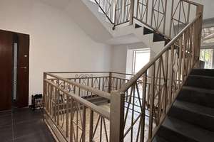 Zentrales Mehrfamilienhaus mit Entwicklungspotenzial und bestehenden Mieteinnahmen – Die vollständige Adresse der Immobilie erhältst du vom Anbieter., 10317 Rummelsburg, Berlin – Vorschaubild 2