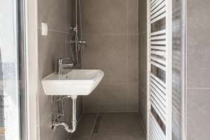 Schöne,     Moderne 2-Zimmer-Wohnung nach Kernsanierung in beliebter Wohnlage Stuttgarts – Krämerstraße 1, 70186 Gablenberg, Stuttgart – Vorschaubild 12