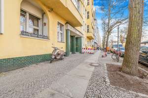 LUXUS Kernsanierte 2 Zimmerwohnung mit Balkon. Nur wenige Minuten zum KuDamm – Gervinusstraße 19a, 10629 Charlottenburg, Berlin – Vorschaubild 6