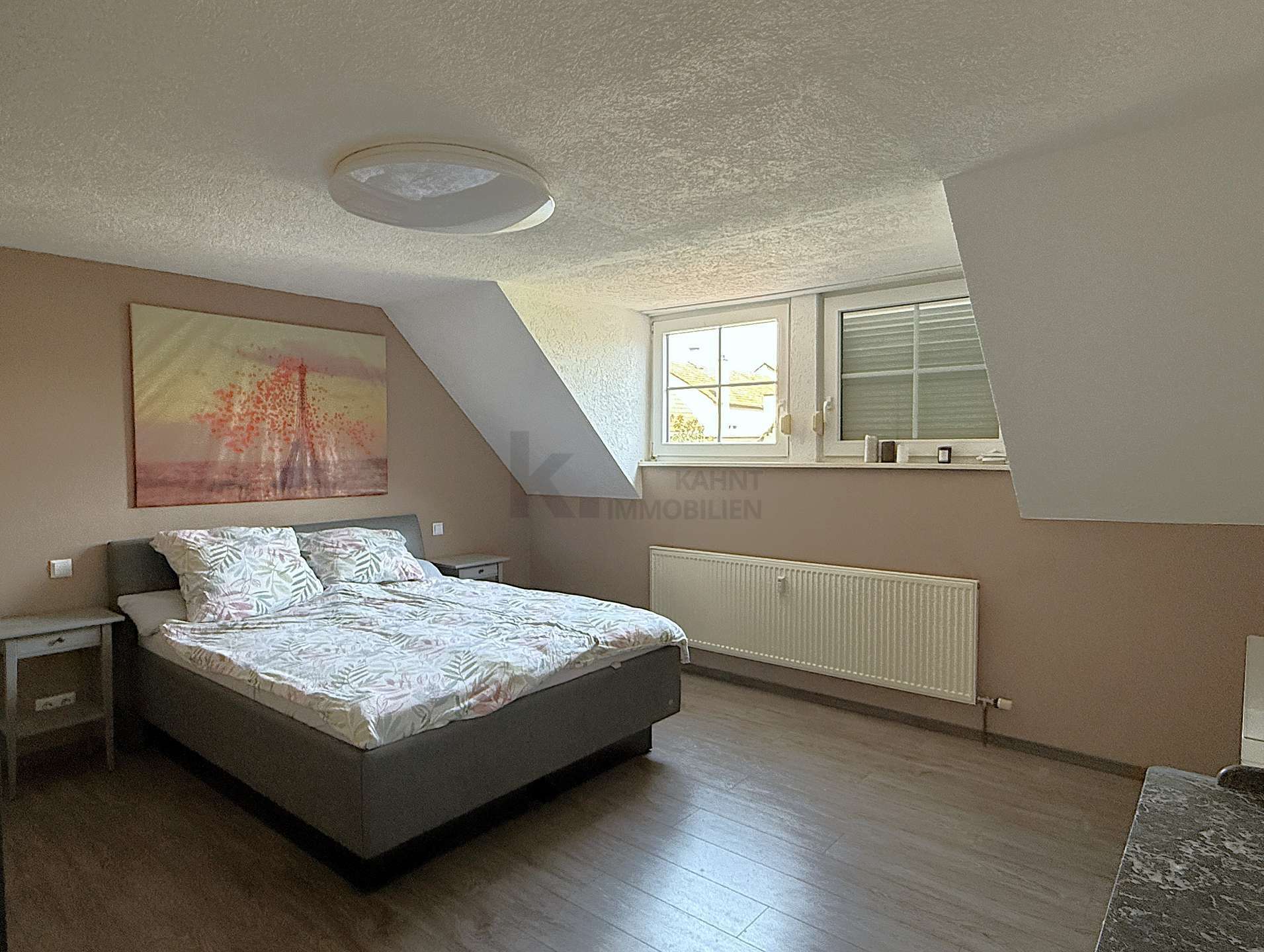 Immobilie in Oberhausen-Rheinhausen - EINZIGARTIGES WOHNERLEBNIS - GROßZÜGIGE MAISONETTE WOHNUNG AUF 3 EBENEN - Bild 8