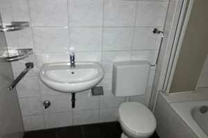 Schöne 2,5 Zimmerwohnung mit Balkon – Görlitzer Str. 22, 90473 Langwasser Südwest, Nürnberg – Vorschaubild 4