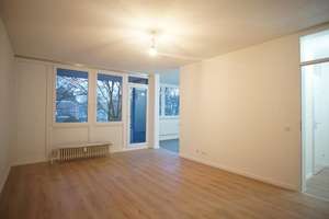 Familienwohnung bezugsfertig mit neuen Böden und alles frisch geweißt!