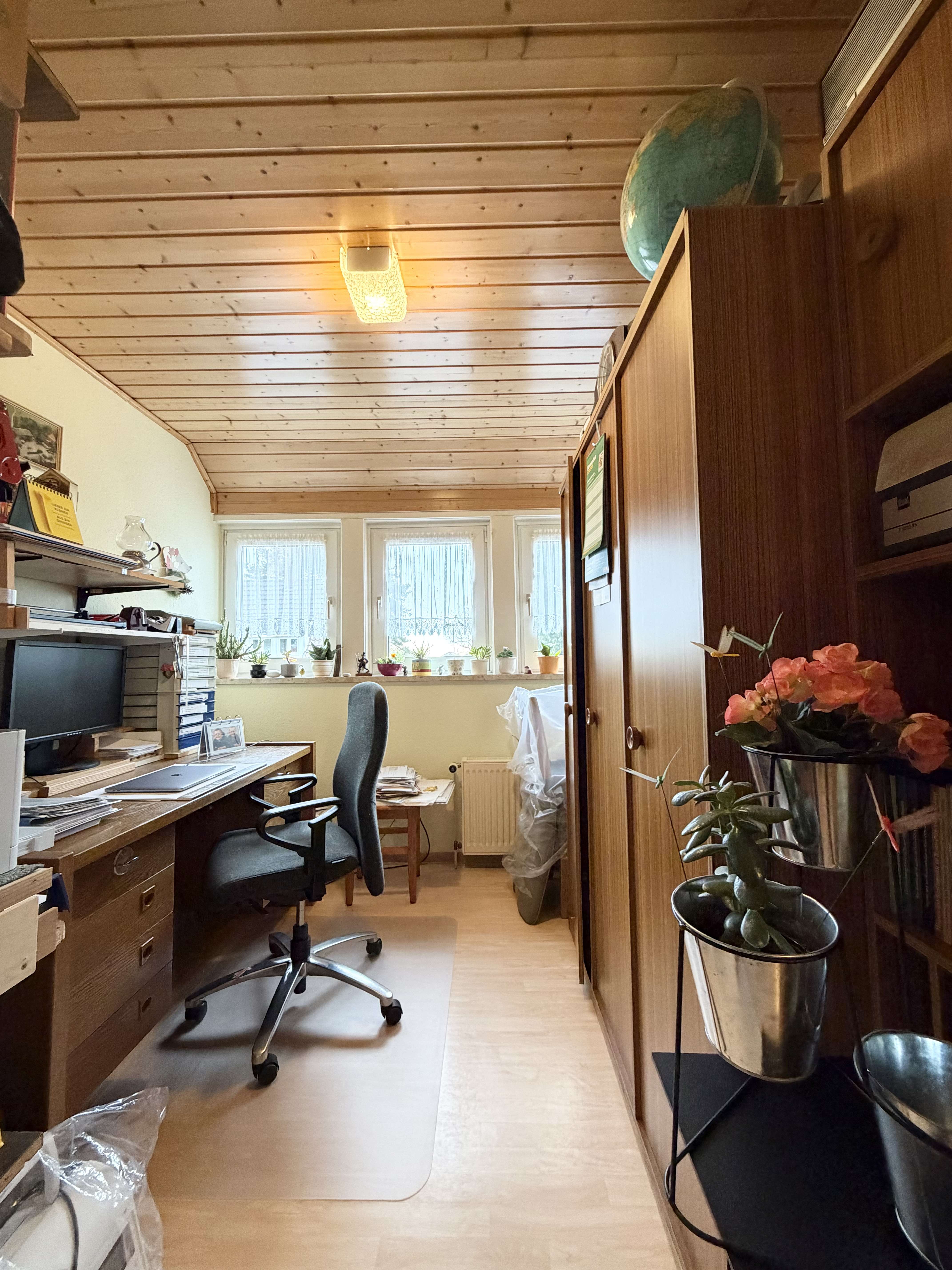 Immobilie in Leiferde - Teilvermietetes Zweifamilienhaus mit riesigem Grundstück - Bebauung möglich! - Bild 10