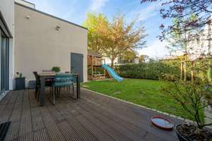 Exklusive Architekten-DHH mit Innenhof & großer Duplex-Garage Bestlage Frankfurt-Riedberg-Westflügel – Die vollständige Adresse der Immobilie erhältst du vom Anbieter., 60438 Kalbach-Riedberg, Frankfurt am Main – Vorschaubild 21