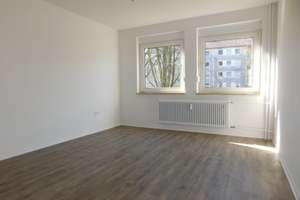 Nette Nachbarn gesucht: 2-Zimmer-Wohnung mit Vinylboden in ruhiger Lage... – Heynenstr. 3, 47229 Friemersheim, Duisburg – Vorschaubild 2