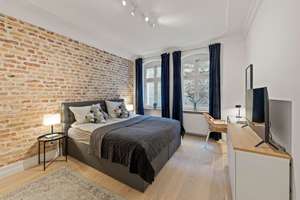 Luxurious, freshly renovated 4 room apartment in Prenzlauer Berg in the heart of Berlin – Die vollständige Adresse der Immobilie erhältst du vom Anbieter., 10405 Prenzlauer Berg, Berlin – Vorschaubild 21