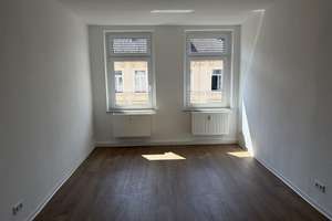 Lichtdurchflutete 3-Zimmer-Wohnung in zentraler Lage  – Hauptstraße 29, 4416 Markkleeberg – Vorschaubild 5