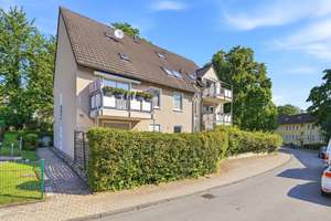 Maisonette-Wohnung ca. 105m² mit 4 Zimmern, Balkon und eigenem Stellplatz in Bochum-Weitmar