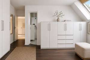 Exklusive 3-Zimmer-Dachgeschosswohnung mit Weitblick in Süd-Ausrichtung – Die vollständige Adresse der Immobilie erhältst du vom Anbieter., 42115 Elberfeld West, Wuppertal – Vorschaubild 6