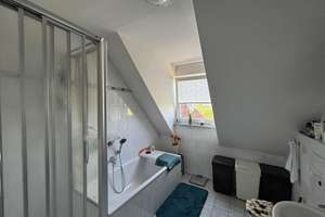 Helle 2-Zimmer-Wohnung mit Balkon und Blick in die Rheineben – Die vollständige Adresse der Immobilie erhältst du vom Anbieter., 67487 Maikammer – Vorschaubild 5