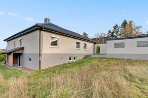 Traumlage! Teilrenovierter Bungalow mit Doppelgarage, separater ELW und großem Garten – Die vollständige Adresse der Immobilie erhältst du vom Anbieter., 91077 Neunkirchen am Brand – Vorschaubild 21