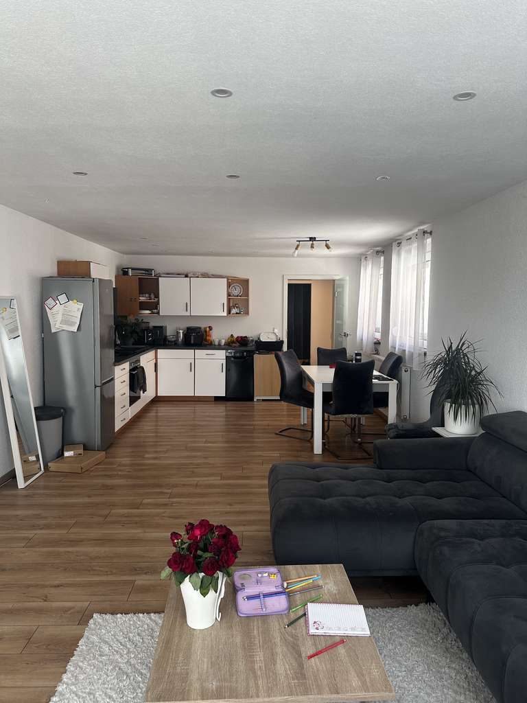 Immobilie in Steinfeld - Kernsanierte 4-Zimmer Wohnung mit Ausbaupotenzial  - Bild 2