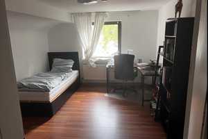 Wohnhaus mit Halle und drei sprintergeeigneten Garagen im Zentrum von Rheydt – Bendhecker str. 33, 41236 Mönchengladbach – Vorschaubild 16