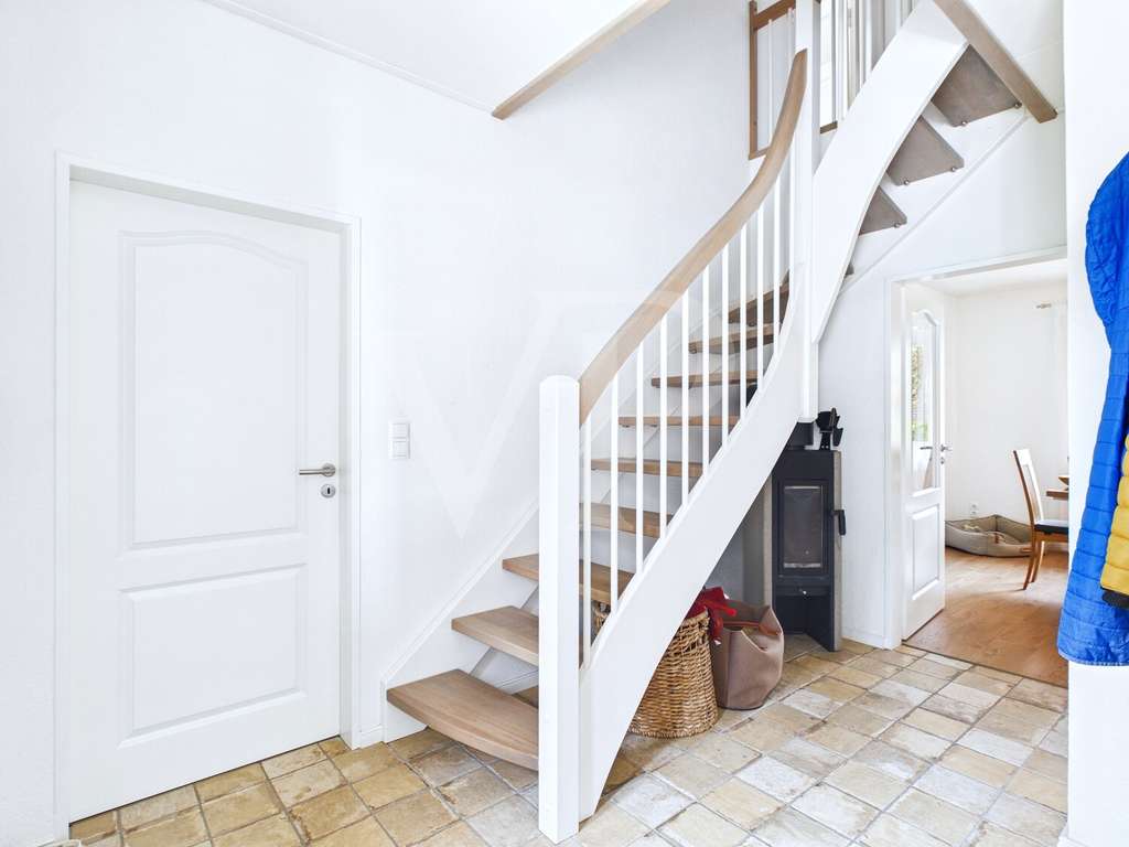 Immobilie in Hesel - Viel Platz & viele Erneuerungen – Einfamilienhaus mit Charakter - Bild 3