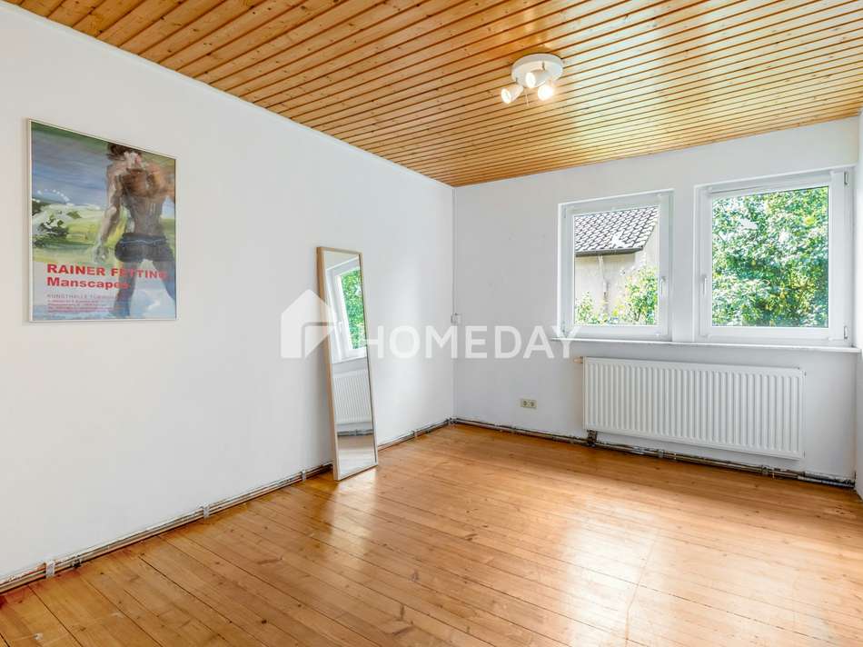 1. OG Schlafzimmer 1 1