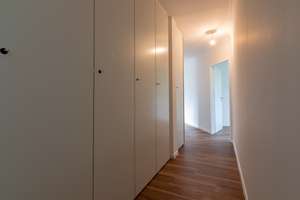Privat an privat! Ohne Makler! Gehobene 3-Zimmer Wohnung im 4. OG mit Balkon in Berlin-Zehlendorf – Die vollständige Adresse der Immobilie erhältst du vom Anbieter., 14167 Zehlendorf, Berlin – Vorschaubild 10