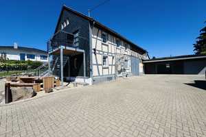 Traumhaus in Meuspath: Liebevoll saniertes, großzügiges Haus mit großem Grundstück, Hof und Garagen! – Ahrweiler (Kreis) – Vorschaubild 2