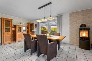 Exklusives Einfamilienhaus nahe der Nordsee – stilvolles Wohnen in Dorum – Die vollständige Adresse der Immobilie erhältst du vom Anbieter., 27639 Dorum – Vorschaubild 4