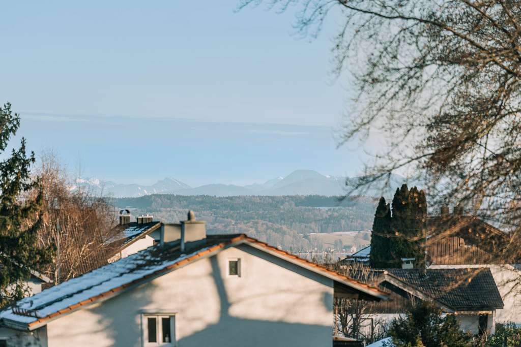 Immobilie in Tutzing - 2 für 1 in Tutzing! Einfamilienhaus mit separatem Einlieger-Bungalow - Bild 4