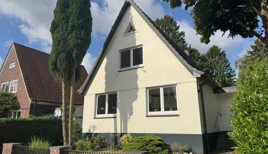 Bild von Einfamilienhaus nebst wundervollem Garten und Garage