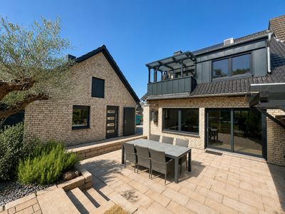 Familienidylle mit Pool, Kamin und Sauna in bester Wohnlage von Hilden-Süd