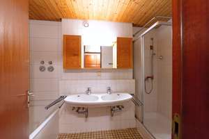 Hell & gut gelegen!  4-Zimmer-Wohnung mit Balkon in Reutlingen – Die vollständige Adresse der Immobilie erhältst du vom Anbieter., 72762 Reutlingen-Mitte, Reutlingen – Vorschaubild 5