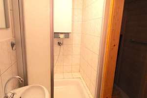 3 Wohnungen oder 5 Apartments: Wohnhaus möbliert, mit Gewerbefläche am Marktplatz in Homberg (Efze)  – Die vollständige Adresse der Immobilie erhältst du vom Anbieter., 34576 Homberg (Efze) – Vorschaubild 19