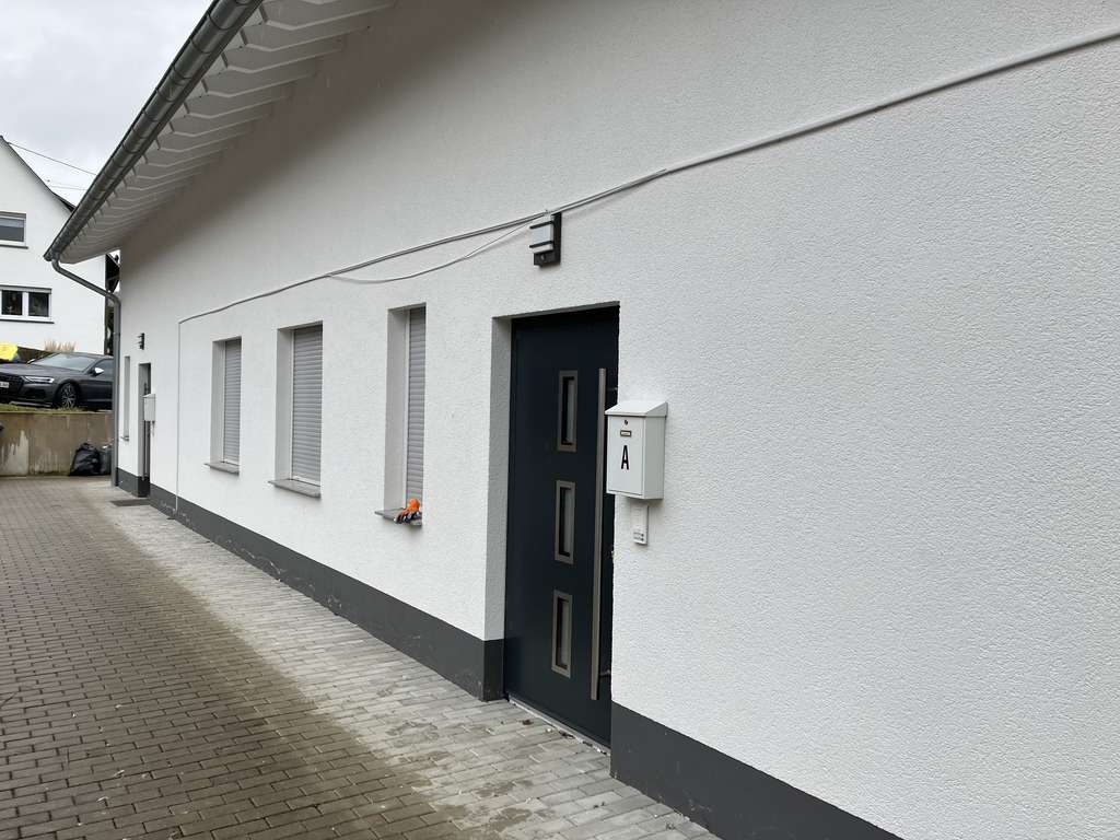 Immobilie in Haiger - Neuwertiges Reihenmittelhaus mit fünf Zimmern in Haiger-Fellerdilln - Bild 1