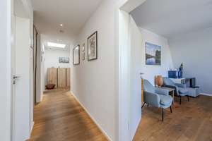 Penthouse-Feeling mit Kamin und Blick auf die Weinberge – Die vollständige Adresse der Immobilie erhältst du vom Anbieter., 70376 Münster, Stuttgart – Vorschaubild 23