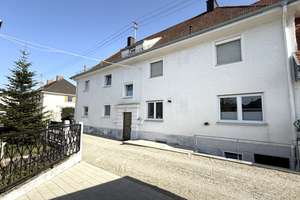 Rarität im Josefviertel: 4-FH + 1.720 m² Grundstück + Zusatzhaus – Die vollständige Adresse der Immobilie erhältst du vom Anbieter., 85055 Nordost, Ingolstadt – Vorschaubild 2