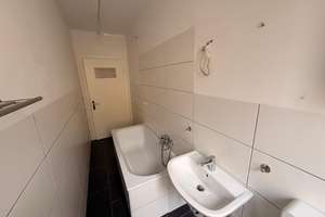 Moderne, lichtdurchflutete 2‑Zimmer‑Wohnung mit Wohnküche und Loggia – Glockenstr. 41, 45359 Frintrop, Essen – Vorschaubild 7