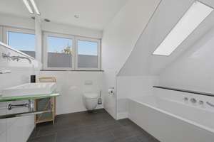 Stilvolle 3-Zimmer-Maisonette-Wohnung im begehrten Agnesviertel – Die vollständige Adresse der Immobilie erhältst du vom Anbieter., 50670 Neustadt/Nord, Köln – Vorschaubild 6
