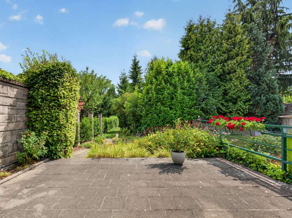 Terrasse und Garten