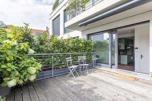 Ruhiges Hinterhaus | Luxus-Neubau mit 24 m² Süd-West-Terrasse | Tiefgarage