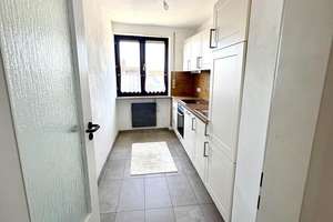 Ein Ort zum Wohlfühlen - Traumhaft helle Maisonettewohnung mit Balkon und großzügigem Wohnambiente – Die vollständige Adresse der Immobilie erhältst du vom Anbieter., 86156 Kriegshaber, Augsburg – Vorschaubild 7
