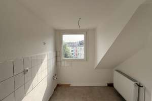 Frisch renovierte 3-Zimmer-Dachgeschosswohnung - Erstbezug nach Renovierung – Blumenthalstr. 4, 45138 Südostviertel, Essen – Vorschaubild 8
