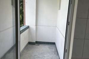 Sanierte 3 Raum Balkon Wohnung – Weißenburgstraße 18, 42107 Elberfeld, Wuppertal – Vorschaubild 5