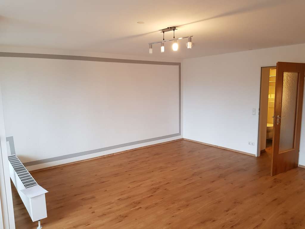 Immobilie in Kempten (Allgäu) - Attraktive 42 m² Wohnung am Stadtrand m. Balkon, Parkplatz, Privat - Bild 1