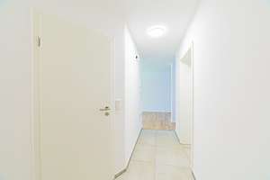 Helle und Moderne 2 Zimmer Wohnung, vollmöbliert mit Keller und Aufzug – Sonnenstraße 9, 90471 Rangierbahnhof-Siedlung, Nürnberg – Vorschaubild 11