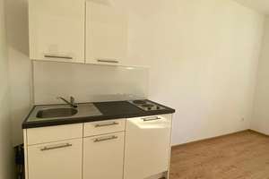 Gepflegte 1-Zimmer-Wohnung mit Einbauküche in Schwabing, München – 80805 Biederstein, München – Vorschaubild 3