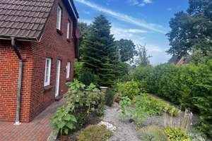 Kapitalanlage! Mehrfamilienhaus in Sylt-Nähe – top gepflegt & sofort bezugsfertig – Ferdinand-Dircks-Weg 3, 25842 Langenhorn – Vorschaubild 3