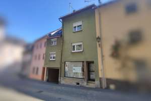 Kleines Wohnhaus im Ortskern von Runkel – Die vollständige Adresse der Immobilie erhältst du vom Anbieter., 65594 Runkel – Vorschaubild 1