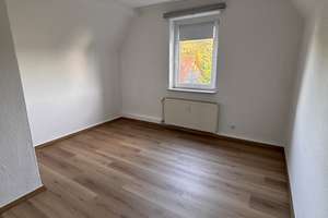 Außergewöhnliche 5-Zimmer-Maisonettewohnung mit Dachterrasse und Fernblick im Dortmunder Süden – Am Großen Stück 4, 44287 Berghofen, Dortmund – Vorschaubild 9