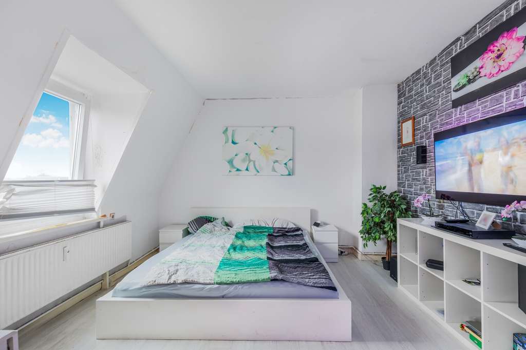 Immobilie in Neumünster - Kapitalanlage Mehrfamilienhaus – 8 Wohneinheiten in zentraler Lage von Neumünster - Bild 1