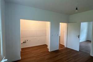 frisch sanierte 2 Zimmer Wohnung mit Wohnküche – 45899 Beckhausen, Gelsenkirchen – Vorschaubild 3