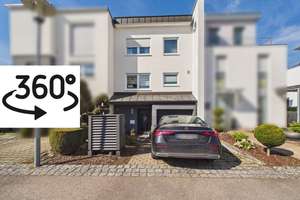 EE-Klasse A. Helles, modernes RMH, Garage, Stellplatz, TLB, EBK, Gäste WC, Balkon, Terrasse, Garten – Die vollständige Adresse der Immobilie erhältst du vom Anbieter., 73734 Berkheim, Esslingen am Neckar – Vorschaubild 1